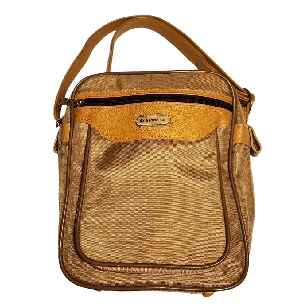 Vintage Samsonite Carry On Bag Adjustable Shoulder Strap Safari Tan 10.5” X 9”